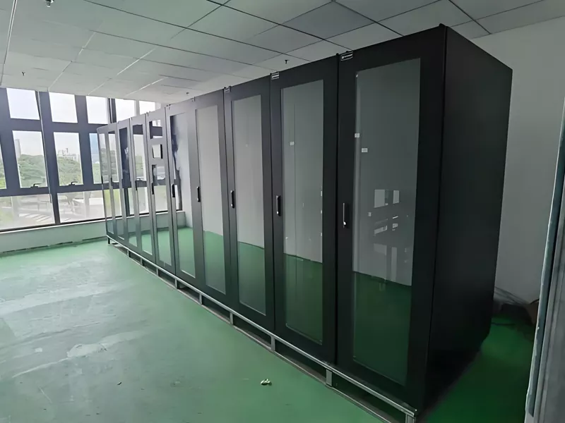 Интегриран кабинет со микро модул